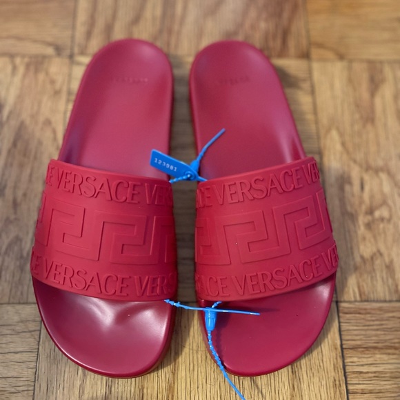 Versace Rubber Pool Slides Men’s - Picture 5 of 15